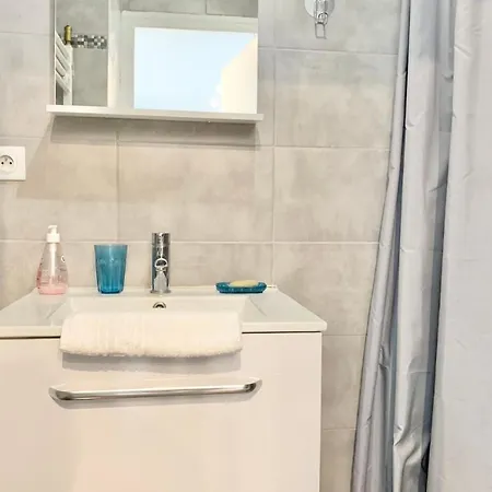شقة Nice Apartmentcanopy Tram Cnear City Center #d3 *